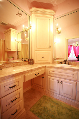 Daughter's bathroom & vanity area